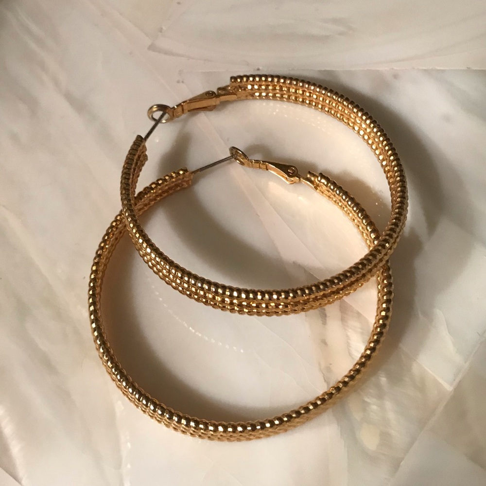 Traci-Lynn gold tone thick 2” hoop earrings